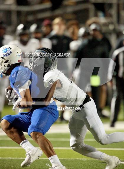 Thumbnail 3 in Martin vs Allen (UIL 6A Football Area) photogallery.