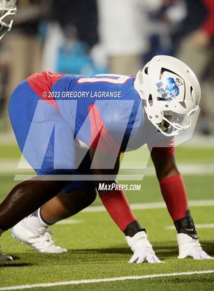 Thumbnail 2 in Martin vs Allen (UIL 6A Football Area) photogallery.