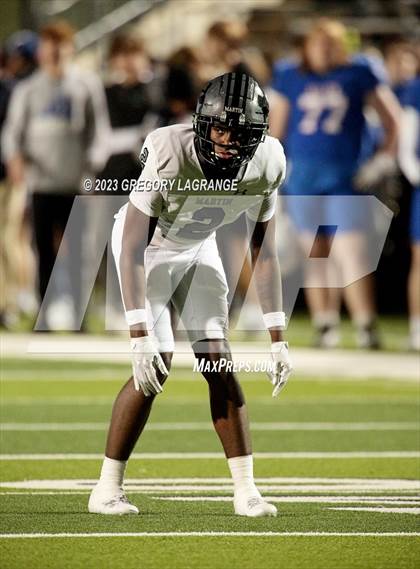Thumbnail 2 in Martin vs Allen (UIL 6A Football Area) photogallery.