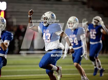 Thumbnail 2 in Martin vs Allen (UIL 6A Football Area) photogallery.