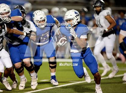 Thumbnail 3 in Martin vs Allen (UIL 6A Football Area) photogallery.