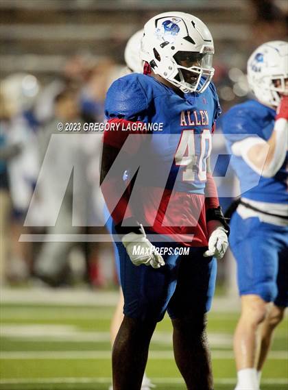 Thumbnail 2 in Martin vs Allen (UIL 6A Football Area) photogallery.