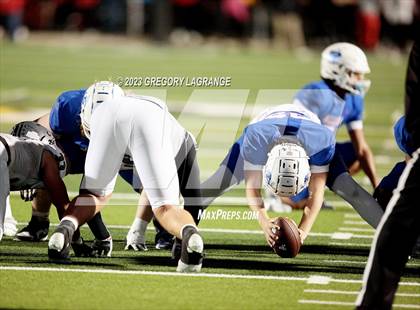 Thumbnail 1 in Martin vs Allen (UIL 6A Football Area) photogallery.