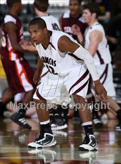 Thumbnail 3 in Clarendon vs. Tenaha (UIL 1A Semifinal) photogallery.