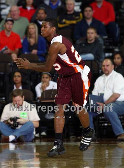 Thumbnail 1 in Clarendon vs. Tenaha (UIL 1A Semifinal) photogallery.
