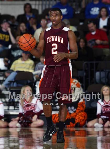 Thumbnail 1 in Clarendon vs. Tenaha (UIL 1A Semifinal) photogallery.
