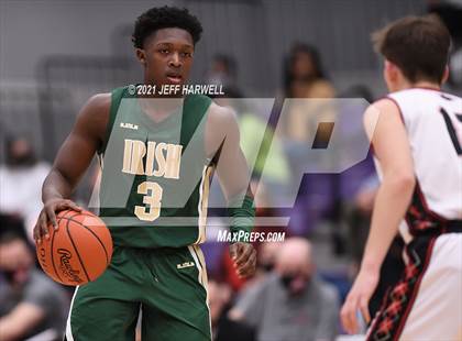 Thumbnail 1 in St. Vincent-St. Mary vs. Struthers (OHSAA D2 Regional Semifinal) photogallery.