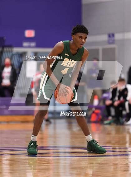 Thumbnail 3 in St. Vincent-St. Mary vs. Struthers (OHSAA D2 Regional Semifinal) photogallery.