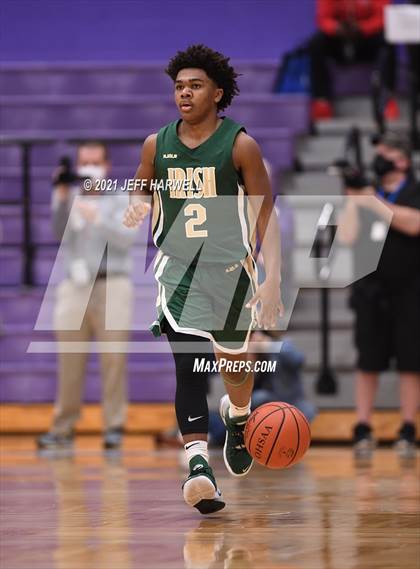 Thumbnail 1 in St. Vincent-St. Mary vs. Struthers (OHSAA D2 Regional Semifinal) photogallery.
