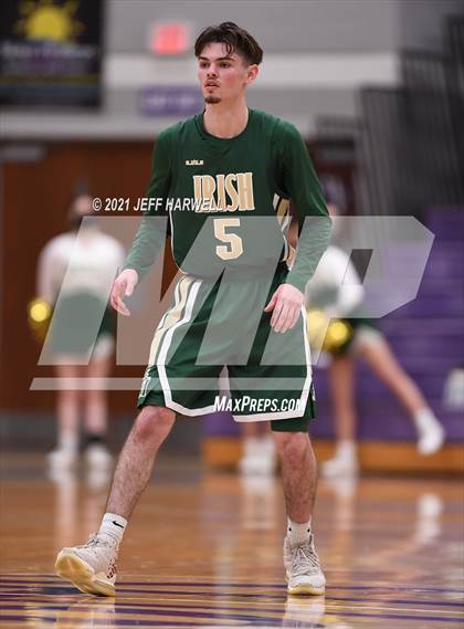 Thumbnail 2 in St. Vincent-St. Mary vs. Struthers (OHSAA D2 Regional Semifinal) photogallery.