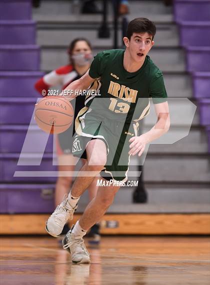 Thumbnail 3 in St. Vincent-St. Mary vs. Struthers (OHSAA D2 Regional Semifinal) photogallery.