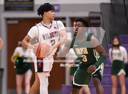 Thumbnail 2 in St. Vincent-St. Mary vs. Struthers (OHSAA D2 Regional Semifinal) photogallery.