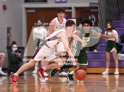 Thumbnail 2 in St. Vincent-St. Mary vs. Struthers (OHSAA D2 Regional Semifinal) photogallery.