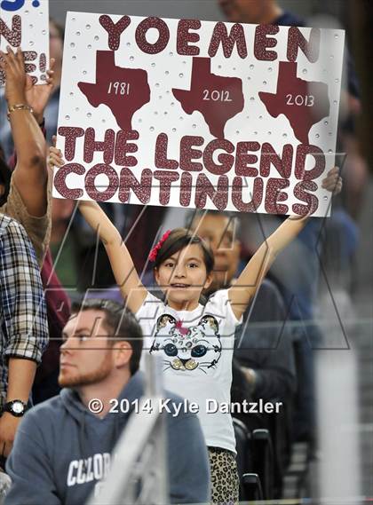 Thumbnail 3 in Mineola vs. Cameron Yoe (UIL 3A Division 1 Final) photogallery.