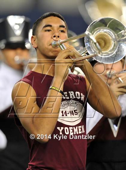 Thumbnail 2 in Mineola vs. Cameron Yoe (UIL 3A Division 1 Final) photogallery.