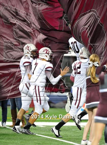 Thumbnail 3 in Mineola vs. Cameron Yoe (UIL 3A Division 1 Final) photogallery.