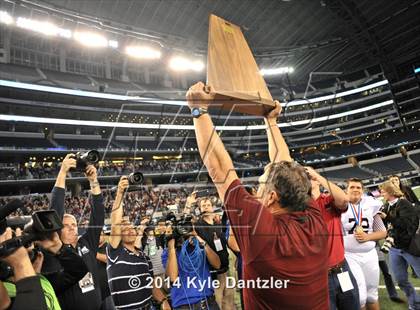 Thumbnail 1 in Mineola vs. Cameron Yoe (UIL 3A Division 1 Final) photogallery.