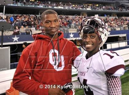Thumbnail 1 in Mineola vs. Cameron Yoe (UIL 3A Division 1 Final) photogallery.