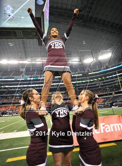 Thumbnail 3 in Mineola vs. Cameron Yoe (UIL 3A Division 1 Final) photogallery.