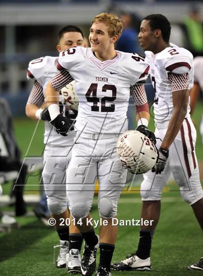 Thumbnail 1 in Mineola vs. Cameron Yoe (UIL 3A Division 1 Final) photogallery.