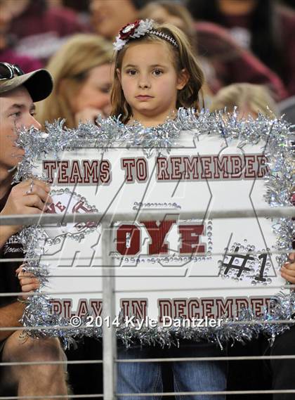 Thumbnail 2 in Mineola vs. Cameron Yoe (UIL 3A Division 1 Final) photogallery.