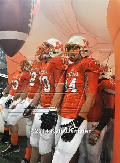 Thumbnail 1 in Mineola vs. Cameron Yoe (UIL 3A Division 1 Final) photogallery.
