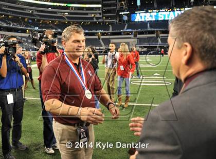 Thumbnail 1 in Mineola vs. Cameron Yoe (UIL 3A Division 1 Final) photogallery.