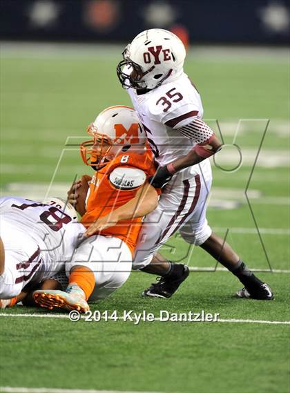 Thumbnail 1 in Mineola vs. Cameron Yoe (UIL 3A Division 1 Final) photogallery.