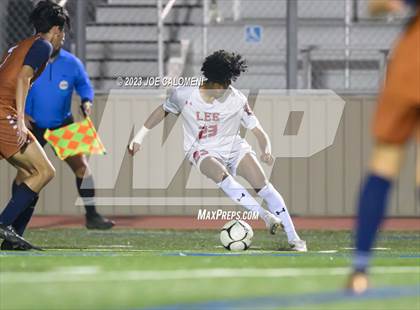 Thumbnail 3 in Lee vs Madison photogallery.