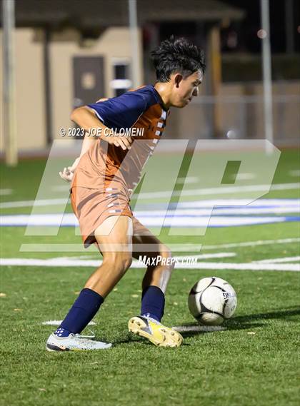 Thumbnail 1 in Lee vs Madison photogallery.