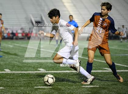 Thumbnail 1 in Lee vs Madison photogallery.