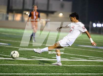 Thumbnail 2 in Lee vs Madison photogallery.