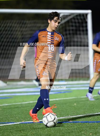 Thumbnail 2 in Lee vs Madison photogallery.