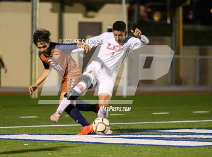Thumbnail 3 in Lee vs Madison photogallery.
