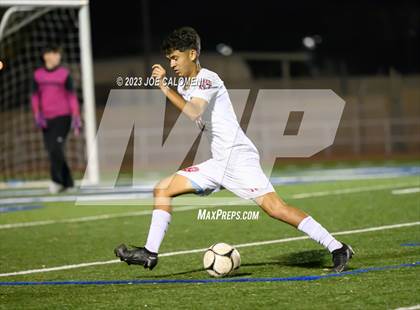 Thumbnail 3 in Lee vs Madison photogallery.