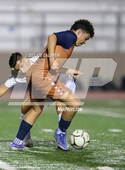 Thumbnail 1 in Lee vs Madison photogallery.