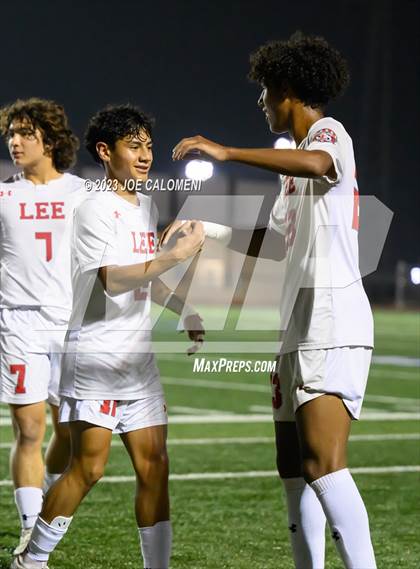 Thumbnail 2 in Lee vs Madison photogallery.