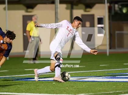 Thumbnail 1 in Lee vs Madison photogallery.
