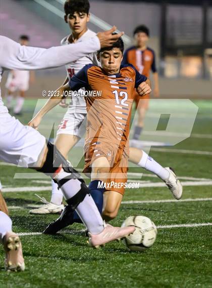 Thumbnail 2 in Lee vs Madison photogallery.
