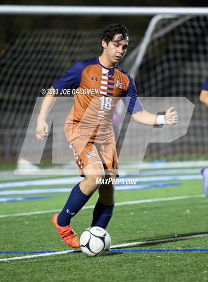 Thumbnail 1 in Lee vs Madison photogallery.