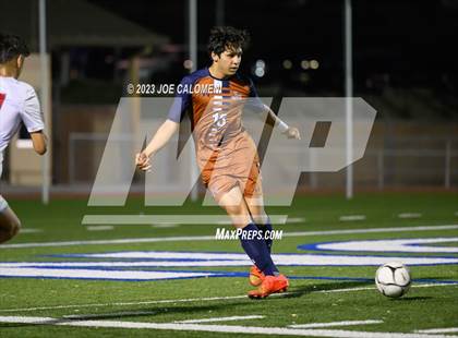 Thumbnail 1 in Lee vs Madison photogallery.