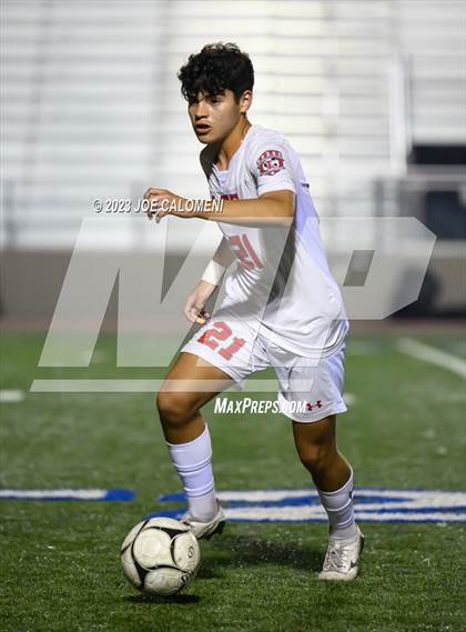 Thumbnail 3 in Lee vs Madison photogallery.