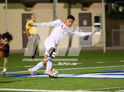 Thumbnail 3 in Lee vs Madison photogallery.