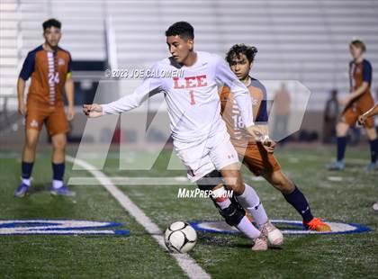 Thumbnail 2 in Lee vs Madison photogallery.