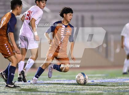 Thumbnail 1 in Lee vs Madison photogallery.