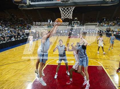Thumbnail 1 in Valor Christian vs Eaglecrest (CHSAA 6A Final) photogallery.
