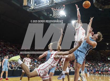 Thumbnail 3 in Valor Christian vs Eaglecrest (CHSAA 6A Final) photogallery.