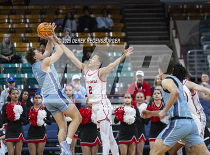 Thumbnail 1 in Valor Christian vs Eaglecrest (CHSAA 6A Final) photogallery.