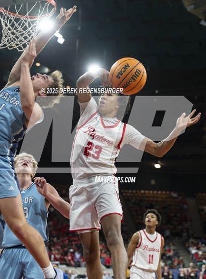 Thumbnail 2 in Valor Christian vs Eaglecrest (CHSAA 6A Final) photogallery.