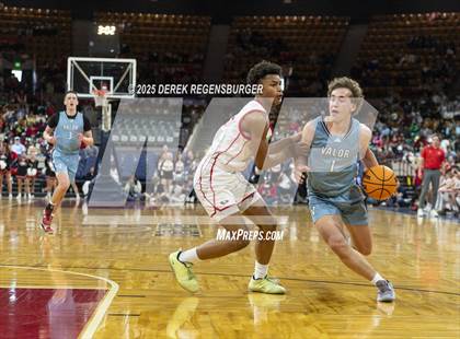 Thumbnail 3 in Valor Christian vs Eaglecrest (CHSAA 6A Final) photogallery.